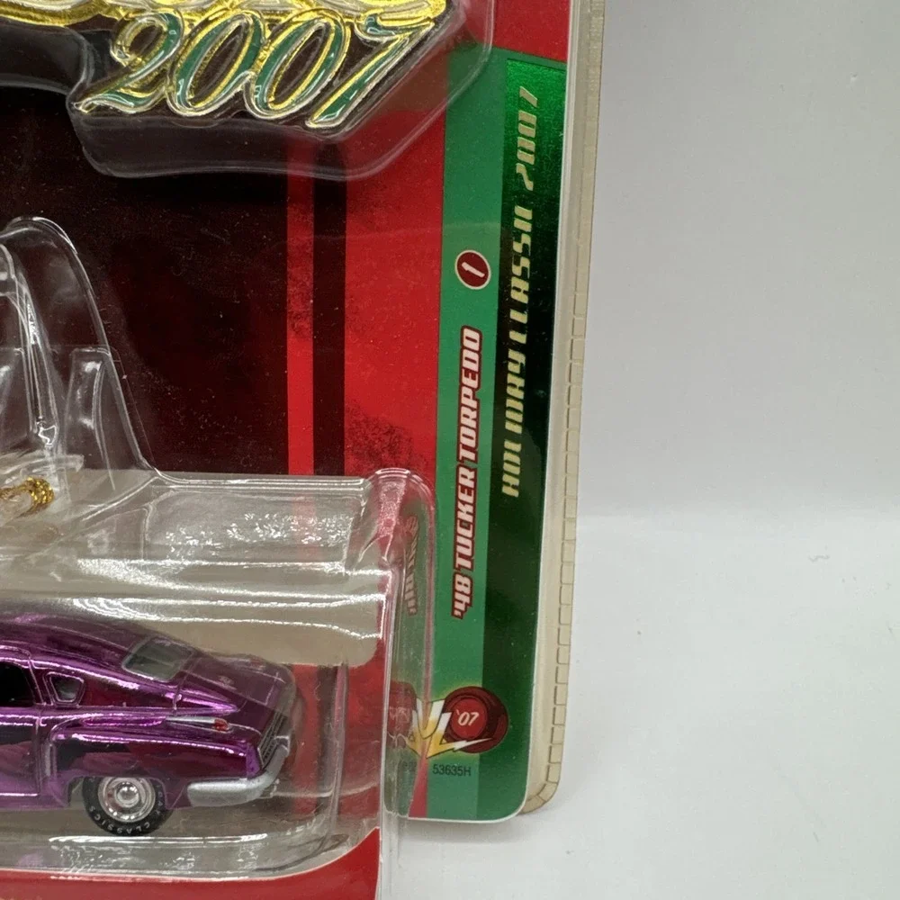 Johnny Lightning Holiday Classics‎ 2007 '48 Tucker Torpedo